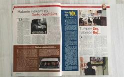 YENİ AKTÜEL – SAYI 206 – 10/23 ARALIK 2009 – 114 SAYFA – “BU KALP SENİ UNUTUR MU” DİZİSİ HAFIZAMIZI DEŞİYOR: HATIRLAMAZSAK UNUTAMAYIZ – MEVLANA’YI MEVLANA YAPAN “SIRADIŞI İNSAN”: ŞEMS’İN SIR PERDESİ ARALANIYOR – GÜRBÜZ ÖZALTINLI: “BARO’NUN KAYGISI HUKUKİ DEĞİL, POLİTİK” – TÜRKİYE’NİN İLK KOMÜN KÖYÜ: TURGUTLAR’DA ORTAK KASA, ORTAK KARAR – “İMHA EDİLEN KONTRGERİLLA TİMİNİ ALBAY N.Ö. KURDU” – 5233’E BAĞLI HAYATLAR: VAN’DA TAZMİNAT YASASIYLA YAŞAM – “HANGİ İZMİR?”: GÖÇMENLER, ŞİDDET, DOSTLUK VE KİMLİK – NİLGÜN ONES, BERRAK TÜZÜNATAÇ, BÜLENT İNAL’LA 12 EYLÜL VE DİZİ ÜZERİNE – NİLGÜN ÇOLAK’TAN “BİTTİ DENEN YERDEN BAŞLAMAK” – ÇİN’İN “GÖRÜNMEZ ADAMI” LIU BOLIN – MAJID MAJIDI: “FİLMLERİMLE DUYGUSAL BAĞ KURULSUN İSTERİM” – “BİR BUÇUK AYDA LOPEZ KALÇASI”: ESTETİKTE YENİ TEKNİKLER – DR. POULTER’DAN BABALIK TİPLERİ – “ÇOCUĞA NASIL CEZA VERİLİR?” – SUNA KIRAÇ: GÖZLERİYLE KONUŞTU – GÜLBEN ERGEN’İN DEĞİŞİMİ – “DOSTLUK MASKE Mİ?” – “ZATOICHI” VE “HANA-BI” YARATICISI TAKESHI KITANO’DAN YENİ FİLM – YAZLI