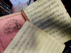 Osmanlıca Nota Defteri, Meşrutiyet Bayraklı Osmanlıca Nota Defteri Kabı İçinde İki Sayfa Osmanlıca Yazılı Nota ve Notlar. Etüdlük.