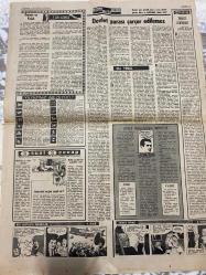 TERCÜMAN GAZETESİ - 4 AĞUSTOS 1970 - SADECE 2 SAYFADIR -İnönü-Kral Tallal-S. Ragıp Emeç-Yaşar Gündüz-Suna Oktay-Ulvi Yenal-Rauf Tamer-Zeki Müren-Sırrı Öztürk-Bob Sawyer-R. Crane-D. Wright-Askerlerin görüşü-İnönü’nün 3 darbe önlediği asılsız iddiadır-Eski Ürdün Kralı Tallal’ın ilk defa resmi çekildi-Askerlik Kanunu ile ilgili muamele başladı-Emekliler 1 Mart 1971 tarihinden önce Personel Kanunundan faydalanamayacak-ODTÜ’de buhran-Duvarlara Çin yakındır diye yazan öğrenciler işgallere başladı-Çekiliş ve konserlerimiz 10-11 Ağustosta-Devlet parası çarçur edilemez-Trablus konferansı-Yıldızınız ne diyor?-3 sual 3 cevap-Zeki Müren’in minisi-Bob Sawyer’in Maceraları-Mr Hufpuffer-Saadet Rüyası