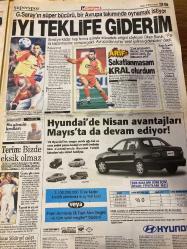 HÜRRİYET GAZETESİ DOĞUM GÜNÜ HEDİYESİ - 4 MAYIS 1999 -TAM TAKIM 40 SAYFADIR -Merve Kavakçı-Süleyman Demirel-Chirac-İnönü-Ecevit-Oktay Ekşi-Okan Buruk-Arif Erdem-Korkut Göze-Bayram Aydın-Hasan Arat-Feldkamp-Ali Yıldırım-Joachim Löw-Sergen Yalçın-Sebahattin Gökkan-Hagi-Alpay-Ümit-Dumitrescu-Altan-Kalivnes-Coşkun-Baliç-Semenic-Bülent Tuncay-Sadik İlhan-Sibel Can-Deniz Seki-Sema Yıldız-Gökay Yapa-Güz Aral-Kadınların isyanı-O ajan çünkü-Merve’ye jet soruşturma-Tebliği okudu kaçtı-O girerse divandan çekilirim-FP bilerek geriyor-Görev Ecevit’te-ÖSS 6 Haziran’da-İnönü’den CHP’ye ret-İyi teklife giderim-Sakatlanmasam kral olurdum-Terim Bizde eksik olmaz-Oyna paranı al-Oktay fıtık-Sergen Asıl olan konuşmak-Fenerbahçe 92 yaşında-Ya biter ya uzar-Artık ağlamak yok-Deniz Seki’nin çocuk özlemi-Uyuşturucuya ihtiyacım yok-Erkeklere savaş açtı-Türbanla Meclis Genel Kurulu’na girerek yemin etmeye kalkan FP’li Merve Kavakçı kadınları isyan ettirdi-Merve ve dün de protesto yağdı-Berhan Hanım’ın öfkesi-Ces
