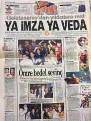 HÜRRİYET GAZETESİ DOĞUM GÜNÜ HEDİYESİ - 1 HAZİRAN 1999 -TAM TAKIM 42 SAYFADIR -Abdullah Öcalan-Sayın şehit ailelerinin acılarını paylaşıyorum-Sayınlarla efendim-Öcalan günah çıkarmaya çalıştı-Uğur Dündar-Öcalan ve adalet-Oktay Ekşi-Türkiye’nin gücü bizi silip süpürdü-Yalçın Bayer-Real fiyat artırdı-Balic-Aziz Yıldırım-Johnson-Ahmet Dursun-F.Bahçe rüyamdı-Abdullah-Abdülaziz-Yıldırım Rugova-Miloseviç-Havada cep paniği-Fatih-Milliler hızlı başladı-Ya imza ya veda-Faruk Süren-Okan-Arif-Bülent-Ali Dürüst-Ömre bedel sevinç-Fatih Terim-Terim-Bayram Aydın-Saim Bozer-Alpay: Ayrılıyorum-Alpay-Transfer fiyaskosu-Van Eck-Ayhan-Eczacı eğleniyor-Juventus İnter Toto’da-Babam Bosnalı annem Tatar asıllı-Yonca Evcimik-Gezal Kaan-Hasan Cemal-İsmail Düz-Mühür kavgası: 2 ölü-Sabık Kalaycıoğlu-Kemal Düz-Müdür’e gözyasa-Yine liseli kavgası-Şahin Akşahin-Arkadaşına laf attı-Göl kurbanının cesedi 6 ay sonra bulundu-Tayfun Tutan-Kadir Batur-Öznur Karaca-Hasan Selçuk-NATO yaktı çalarken yakalandılar-Ben takdirli