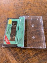 HÜLYA AVŞAR - HERŞEY GÖNLÜNCE OLSUN - KASET