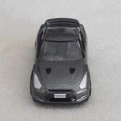 Realtoy Nissan GT-R (1:60 Diecast)