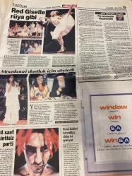 HÜRRİYET GAZETESİ DOĞUM GÜNÜ HEDİYESİ - 3 EYLÜL 1998 -TAM TAKIM 42 SAYFADIR -Mesut Yılmaz-Yılmaz: Tehlike yok-Yeltsin para vermeyen Clinton’a sert çıktı-Boris Yeltsin-Bill Clinton-Fazilet milletvekili havuzda boğuluyordu-Naci Terzi-Çakıcı dosyası Paris’e gönderildi-Belediye Başkanı Çapan’a saldırı-Gürbüz Çapan-Venezuela’da Atatürk heykeli-Sonnur Hanım-Venezuela Belediye Başkanı Antonio Ledezma-Avrupa Kalite Ödülü’nde 3 Türk firması finalde-Prese boğacağız-Denizli-K.Irlanda temkinli-Mc Menemy-Bayram Aydın-Kralı da geçerler-Carlos-Don Juan Carlos-Prens Henrique-Celal Demirbilek-Toshack’ın isyanı-Toshack-Löw ateş püskürdü-Kemalettin-Altıoklar sonunda sızdı-Ertuğrul Özkök-Kızgın değil çok üzgünüm-Derici-Seda Sayan-Bilginler’den Depardieu uyarlaması-Gérard Depardieu-Cezaevi faksından bakana küfür-Bekir Coşkun-Ne yüzler-İntihar eden kızı kurtaracağına tecavüz etti-Hastane yerine ormana götürdü-Devrilen ambulansta mucize eseri doğum-Define ararken canından oldu-Uyuşturucu bir kurban daha aldı