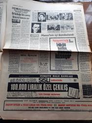 Cumhuriyet Gazetesi - 27 Ekim 1967 - Adnan Menderes Hasan Polatkan Fatin Rüştü Zorlu'nun naaşları 3 Kasım Cuma günü Eyüp'e nakledilecek - Şah ve Şahbanu törenle taç giydi fotoğraf - yeni sınıf geçme ve sınav yönetmeliği uygulanamıyor - son 5 yılda grevler yüzünden 983 bin iş günü kaybolmuş - Bülent Ecevit şimdiye kadar özel teşebbüs doğuda hangi fabrikayı kurmuştur dedi - bir dananın kalbi diğerine takıldı - Eyüp Sultandan Johnsona yazan İlhan Selçuk - 50. Yıldönümünde 1917 ihtilalinin hikayesi - eşek davası yazan Burhan Felek - İpana diş macunu - Mısır ve İsrail'in tutumları sertleşiyor Ortadoğu'da Savaş öncesi havası var - silah sevdası Yazı ve fotoğraflar Sait A. Terzioğlu - tütün kumarı yazan Hikmet Çetinkaya - elhamra İstanbul Tiyatrosu beni kimse durduramaz - Fenerbahçe ve AEK idarecileri maç tarihi konusunda kesin karara varamadılar 9 veya 22 Kasım - Türkiye Basketbol ligi 18 Kasım'da başlayacak - 7. Avrupa voleybol şampiyonası başladı -  Bisikletçi Bedri Sakarya kaza geçirdi