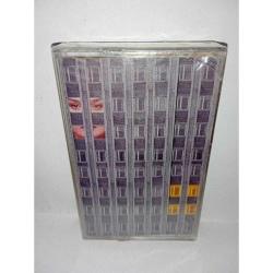 Kaset Sezen Aksu Sarı Odalar Ben seni çok sevdim oğlum. orijinal Ambalajında sıfır albüm. Kaset kabında çatlak var. Yedek kap ile gönderim yapılacaktır.