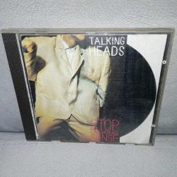 Cd Talking heads stop making sense. orijinal 1984 Hollanda baskı. dinlemeyi etkilemeyen çizikleri var. kitapçığın ön sayfası zımba telinden ayrılmış ve son sayfası eksik.