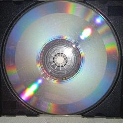 Cd the alan parsons project vulture culture. orijinal 1984 dönem yabancı baskı. ön kartonet yok, dinlemeyi etkilemeyen çizikler var. Sorunsuz çalışıyor.