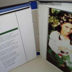 Cd + Vcd Zara boyut albümü. Orijinal. 2 disk. Çalışmasına engel olmayan çizikler ve kitapçığında kopuk sayfa var. eksiği yok. Cd ler sorunsuz çalışıyor.