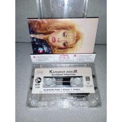 Kaset Kamuran Akkor sevdiğimi biliyorsun. Orijinal, Elenor 1986 dönem Kağıt Baskı.  Tertemiz. Koleksiyonluk