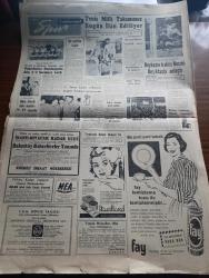 Cumhuriyet Gazetesi - 24 Nisan 1958 - Kıbrıs'ta 23 nisan'ı 40.000 Türk tezahüratla kutladı fotoğraf - ithalat müsaadeleri muayyen maddelere inhisar ettirilmeyecek - 23 Nisan Bayramı Dün yurtta törenle kutlandı - taksim'deki tören'de yavrukurtlar geçerlerken fotoğraf - İstanbul Demokrat Parti il başkanı kim olacak - Türk Japon iktisadi görüşmeleri başladı - yeni bir af kanunu teklifi hazırlanıyor - Tophane Kemeraltı ve Karaköy domuz sokağının yıkılmasına gece gündüz devam edilmektedir fotoğraf - kadın sanatçımız Lerzan Bengisu Amerika'ya gidiyor fotoğraf -  Üçüncü Alev yazan Nihal Karamağaralı Yazı Dizisi - yarınki pasif korunma denemesi - personel Kanunu ve bir hesap yazan Burhan Felek - İran'da iki komünist kurşuna dizildi - namus bedeli filmi elhamra sinemasında - seçmen listeleri Dün asıldı - İstanbul'da 24 saat sinema tiyatro programı - tenis milli takımımız bugün ilan ediliyor - beykozlu kalecin Necmi Beşiktaşla anlaştı fotoğraf -  Galatasaray Lisesi voleybol Türkiye şampiyonu