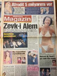 GÜNEŞ GAZETESİ DOĞUM GÜNÜ HEDİYESİ - 19 KASIM 2000 -TAM TAKIM 16 SAYFADIR -Yıldırım Gürses 62 yaşında hayatını kaybetti-Mesut Yılmaz-Beste Kralı-Cottarelli-Abdullah Öcalan-Devlet Bahçeli-Ecevit-Haico Nine-Sevim-Gönül-Nilgün-Asya-Ahmet Çavuşoğlu-Rıza Zelyut-Rahşan-Ertuğrul Baykal-Mustafa Çulcu-Giray Bulak-Sergen-Hakan Şükür-Recoba-Emre Belözoğlu-Jardel-Lucescu-Banu Alkan-Turan Koç-Ünal Aysal-Michael Douglas-Catherine Zeta Jones-Semra Özal-Fatih Ürek-Fahri Ülkü-Orhan Asena-Fahri Özkan-Fahri Asena-Mert Ali Başarır-Faruk Güven-Kahraman Yılmazcan  Memurbank battı kurtaran yok mu-Polis ve öğretmene zam müjdesi-Beste Kralı kalbine yenildi-Çok geç uyandık-Devlet devlete misilleme yaptı-Apo davasından önce PKK’dan iğrenç oyun-5 nesil birarada-5 milyarımı neremi aldı-Yılın düğünü-Kadıköy’de derbi gecesi-Fener erken vuracak-Trabzon’un silahı pres-G.Antep fren yaptı-Tek çare kazanmak-Sergen kadroda yok-Aslan’a Adana morali-Süper Bücür’den süper gol-Lucescu çok mutlu Karaman isyanlarda-Afrodit 5 mi