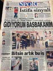 HÜRRİYET GAZETESİ DOĞUM GÜNÜ HEDİYESİ - 10 OCAK 1999 -TAM TAKIM 40 SAYFADIR -Yeşim Salkım-Murat Bardakçı-Hakan Şükür-Mesut Yılmaz-Fatih Terim-Faruk Süren-Reşit Erkoç-Oktay Ekşi-Toshack-Sellami-Ohen-Reşit Öztürk-Refioğlu-Ali Seçen-Cemil Bayık-Duran Kalkan-Papa 2. Jean Paul-Bülent Banka-Tuğay-Fatih-Mustafa Küçük-Ayda Kayar Gaflet üstüne gaflet-Ekonomik kriz tanımayan 4 Türk-Hakan Başbakan Yılmaz’la vedalaştı-Biraz geç olmadı mı?-Grip bayramda gelecek-Canım sıkılsa da gereğini yapacağım-DYP-DSP’de ilk uzlaşma-Eski hükûmet dakikada kuruldu-Moshoe’nun hayali-Gençlerimiz pırıl pırıl-Reşit Öztürk Transfer bitmedi-Söz verdiler-Yeni başbakanlar Aksu ve Başak-İstifa sinyali-Gidiyorum Başbakanım-Bitsin artık bu iş-Cimbom Vahşi Batı’da-Juventus seni bekliyor Hakan-Roma’da panik üç Apo daha geliyor-Kosova’da Sırplar yine saldırıyor-Grip salgını İngiliz sağlık sistemini vurdu-Papa’ya porno internet sayfası-İntihar danışma bürosuna izin verildi-ABD’nin KKTC olarak tanısın-Üç Baba Hasan müzikli oyun-K