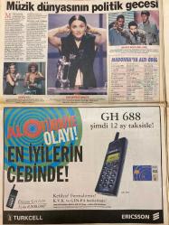 HÜRRİYET GAZETESİ DOĞUM GÜNÜ HEDİYESİ - 12 EYLÜL 1998 -TAM TAKIM 42 SAYFADIR -Monica Lewinsky-Bill Clinton-Hillary Clinton-Kenneth Starr-Oktay Ekşi-Ertuğrul Özkök  Porno roman gibi rapor-Amerikalı’nın yüzü kızardı-Raporu Kongre yayınlattı-Bu suçlamalar başkanı götürür-Düşük profilli hükümet mi-Aranan Arap gazeteci Mısır Konsolosluğu’nda-Hainin peşindeyiz-Rusya asla komünist olmayacak-Asker mektubu-Neşe Aksoy-Kaya Çilingiroğlu-Hülya Avşar-Rus asıllı Matilda-Zeynep Tatlıses-Seray Sever-Defne Samyeli-Orhan Kaynar-Toshack-Ümit Davala-Fatih Terim-Bayram Aydın-Madonna-Whitney Houston-Mariah Carey-Beastie Boys-Will Smith-Wyclef Jean-Green Day-Fiona Apple-Müjdat Gezen-Metin Akpınar-Zeki Alasya-Meltem Cumbul-Beyazıt Öztürk-Meral Okay-Mert Yılmaz  Yeni Lolita-Neşe Aksoy’dan ilginç protesto-Tatlıses’ten spora destek-Gizli nişan-Matilda değil Zeynep-Trabzon eriyor-Ligde cumartesi ateşi-Kartal’da para isyanı-Ümit Formamı istiyorum-Löw Rüştü’yü Parma’ya sakladı-Müzik dünyasının politik gecesi-Madonn