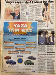 HÜRRİYET GAZETESİ DOĞUM GÜNÜ HEDİYESİ - 8 MAYIS 1999 -TAM TAKIM 44 SAYFADIR -Merve Kavakçı-Leyla Zana-Recai Kutan-Oktay Ekşi-Ertuğrul Özkök-Cavit Yurdaçan-Turan Yılmaz-Ara Güler-Aydın Doğan-Bülent Ecevit-Toshack-Hagi-Okan-Hakan Ünsal-Suat Kaya-Selim Serdar-Sadi Kemal Yaşar-Fatih Terim-Bayram Aydın-Vedat Okyar-Turgay Şeren-Cüneyt Tanman-Robbie Williams-Cuba Gooding Jr.-Annabella Sciorra-Robin Williams-Nilüfer-Seyhun Topuz-Reis Çelik-Heather Kozar-Hugh Hefner-Sakıp Sabancı-Mehmet Barlas  Merve FP’nin Zana’sı-Türban vampiri-ABD’ye mi dönüyor-Cimbom taraftarı Fener’i geçti-Ecevit ilk turda kimseye önermeyecek-Hagi’ye adım attırmayın-F.Bahçe’de Toni sesleri-Löw 6 oyuncu istedi-G.Saray Fener’i geçti-En okumuş taraftar Fener’de-G.Saray’da kongre günü-NBA’de play-off heyecanı Kanal D’de-Propaganda-What Dreams May Come-Sen Hiç Ateşböceği Gördün mü?-Nilüfer konseri-Çıplak Ten-Hoşçakal Yarın-Viagra sayesinde 4 kadınla beraber-Kaçırılan eserler bir bir dönüyor