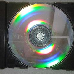 Cd Soundtrack Her şey çok güzel olacak orijinal film müzikleri. Mazhar Alanson, Cem Yılmaz.  Orijinal. 1998 Raks baskı. Dinlemeyi etkilemeyen çizikler var. Sorunsuz çalışıyor