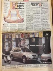 HÜRRİYET GAZETESİ DOĞUM GÜNÜ HEDİYESİ - 19 MART 1999 -TAM TAKIM 46 SAYFADIR -Kıvrıkoğlu-Demirel-Ecevit-Ergun Özkök-Oktay Ekşi-Kutan-Murat Yakin-Sadi Kemal Yaşar-Rüştü-Löw-Uluç Sağ-Metin Sertoglu-Ergin Kratzer-İsmail Er-Bayram Aydın-Ahmet Tercüman-Engin Kratzer-Ülku Ergün-Toshack-Samaranch-Murat Çelik-Dr Abas Altıok-Dr Abas Baran-Dr Abas Kiper-Polat-Hayrettin Karabey-İlhan Kaya-Süleyman Arat  Uyarı depremi-Komplo kanıtı-Bir kahvenin hatırı-İkiyüzlü dostlarımız-Kafam rahat değil-Golsüz geçen 907 dakika-Löw’den doping uyarısı-Olaylı maç Fener’in-83-76-3 saat dil döktü-Sarı Fırtına geliyor-Ohen şov yaptı-Yeni sayfa açtım-Fatih’ten anlamlı ziyaret-Hasan’ın savunması istendi-Yalan söylediler-Celtics’te bayram-Cimbom, Fener’e rövanşı vermedi: 3-1-Bayan basketbolda 4 maç oynanacak-Gönlümde NBA var-Toshack yine nakavt-Samaranch güven tazeledi-Umut ararken umut oldu-Genç doktora yardım yağıyor-Doktorlardan park parası almıyoruz-Aşıktırmadan rahatsız olduk-Polat’a Fener atkısı-BMW’deki bombacılar