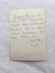 ORYANTAL-DANSÖZ PRENSES BANU'NUN ORİJİNAL 3'LÜ FOTOĞRAF SETİ -12,5 x 8,5 cm EBADINDA - PRENSES BANU'NUN YURT DIŞI SEYAHATLERİNDE ÇEKİLMİŞ 3 FARKLI KARE (SİH LİDERİ İLE BİRLİKTE) - 21 Haziran 1984