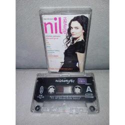 Kaset Nil Karaibrahimgil Nil dünyası albümü. Orijinal.