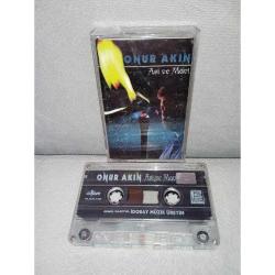 Kaset Onur Akın asi ve mavi albümü. Orijinal.