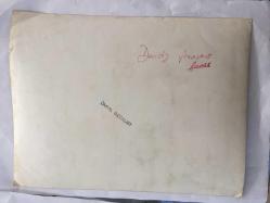 ORYANTAL-DANSÖZ PRENSES BANU'NUN ORİJİNAL BÜYÜK BOY FOTOĞRAFI  - 24 x 18 cm EBADINDA - PRENSES BANU ÇİMLERİN ÜZERİNDE ÜSTSÜZ OLARAK POZ VERİRKEN ÇEKİLMİŞ BİR KARE (ÜNSAL BOZKURT KADRAJI İLE)