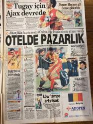 HÜRRİYET GAZETESİ DOĞUM GÜNÜ HEDİYESİ - 29 ARALIK 1998 -TAM TAKIM 38 SAYFADIR -Yalım Erez-Mesut Yılmaz-Tansu Çiller-Oktay Ekşi-Selma Demir-Sibel Sarıoğlu-Ahmet Yıldırım-Cüneyt Ülsever-Tugay-Hakan Şükür-Celalettin Bilgiç-Emre-Löw-Korkut Göze-Toshack-Oğuz Aral-Hülya Avşar-Hande Ataizi-Mesut Bahtiyar-Doğuş-Ayşe Arman-Akbaba Bekir Coşkun-Serkan Yiğit-Mine Yıldırım-Savaş Ay-Gajiana Manasiyan-Kristina  Kazığı durdurduk-Erez: İlk turda umutlarım arttı-Tansu Çiller’den ret-Plaka soygunu-Irak’ı İncirlik uçakları vurdu-Viagra yılbaşına yetişsin telaşı-Sohbete dalan dağcı iki kadın kayboldu-Tugay için Ajax devrede-Emre: Hocam git derse giderim-Otelde pazarlık-Löw tempo artıracak-Sergen kapıdan giremez-Her maça ayrı taktik-Yılbaşı sonrası bazıları yanacak-Sıcak Saatler albüm oluyor-Doğuş, burun ameliyatı oldu-Akbağ’dan yeni oyun-Deli değilmiş-Sekretere aşk kurşunu-Mahkeme tartışma kasetini izleyecek-4’ü de serbest-Adliyede pusu: Ana-oğul öldü-Onuncu köy-Bekir Coşkun  Karikatür: Oğuz Aral-Karalama