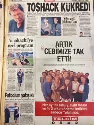 HÜRRİYET GAZETESİ DOĞUM GÜNÜ HEDİYESİ - 23 EYLÜL 1998 -TAM TAKIM 48 SAYFADIR -Alaattin Çakıcı-Eyüp Aşık-Bekir Coşkun-Oktay Ekşi-Süleyman Demirel-Mesut Yılmaz-Ertuğrul Özkök-Hakan Şükür-Emre-Sergen-Toshack-Gordon Milne-Gökhan Metin-Fuat Yaman-Ali Eren-İsmail Er-Burhan Felek-Emin Çölaşan-Salih Neftçi-Noyan Doğan  Çakıcı’ya ‘kaç’ diyen ANAP’lı bakan-Hürriyet’ten Aşık’a çağrı-Türbanla başlar-Ecevit: İstismar etmeyin-Yılmaz’a sitem-Fener’in Dimas seferi-Tarih beni yazacak-Fatih hocam ikinci babam-Bravo Sergen-Toshack kükredi-Amokachi’ye özel program-Futbolum yakışıklı-Kanal D 5 yaşında-Borsa paketi ‘bıyıklı yabancılar’a yarayacak-Kimin görevi-Nazlandılar ama patlattılar-Topal’ın borsa şirketi kapatıldı
