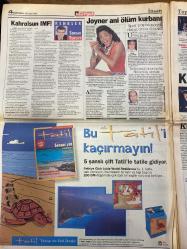 HÜRRİYET GAZETESİ DOĞUM GÜNÜ HEDİYESİ - 23 EYLÜL 1998 -TAM TAKIM 48 SAYFADIR -Alaattin Çakıcı-Eyüp Aşık-Bekir Coşkun-Oktay Ekşi-Süleyman Demirel-Mesut Yılmaz-Ertuğrul Özkök-Hakan Şükür-Emre-Sergen-Toshack-Gordon Milne-Gökhan Metin-Fuat Yaman-Ali Eren-İsmail Er-Burhan Felek-Emin Çölaşan-Salih Neftçi-Noyan Doğan  Çakıcı’ya ‘kaç’ diyen ANAP’lı bakan-Hürriyet’ten Aşık’a çağrı-Türbanla başlar-Ecevit: İstismar etmeyin-Yılmaz’a sitem-Fener’in Dimas seferi-Tarih beni yazacak-Fatih hocam ikinci babam-Bravo Sergen-Toshack kükredi-Amokachi’ye özel program-Futbolum yakışıklı-Kanal D 5 yaşında-Borsa paketi ‘bıyıklı yabancılar’a yarayacak-Kimin görevi-Nazlandılar ama patlattılar-Topal’ın borsa şirketi kapatıldı