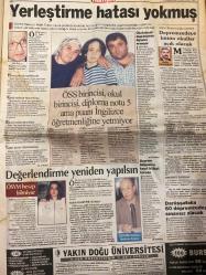 HÜRRİYET GAZETESİ DOĞUM GÜNÜ HEDİYESİ - 2 EYLÜL 1999 -TAM TAKIM 34 SAYFADIR -Süleyman Demirel-Metin Sertoglu-Rıdvan Pirinçcioğlu-Osman Öcalan-Ertuğrul Özkök-Hasan Cemal-Fatih Terim-Bülent Korkmaz-Tousounidis-İlhan Söyler-Rıdvan Dilmen-Kemalettin-Murat Yakın-Preko-Hakan Şükür-Ali Eren-Abdullah-Rüştü-Alpay-Vedat Okyar-Fahrettin Curoğlu-Briegel-Oktay-Erkan-Süleyman Seba-Bahattin Beyhan-Fethi Toker-Aydın Candağan-İbrahim Arkan  Çankaya vatandaşı dinledi Veto-Japon farkı-Vetoya götüren 3 kişi-PKK’dan silah bırakma kararı-Dostluk gecesi-Bu sese kulak verin-Benim gençlerim başarır-Çeker giderim-Dilmen takipte-Kral korkuttu-Milli jest-Denizli’nin 3 Aslanı-Kartal’a son panzer-2 yıldır satıldım-Toshack en iyi 10’da-Yerleştirme hatası yokmuş-Değerlendirme yeniden yapılsın-Depremzedeye bütün okullar açık olacak