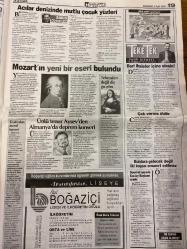 HÜRRİYET GAZETESİ DOĞUM GÜNÜ HEDİYESİ - 2 EYLÜL 1999 -TAM TAKIM 34 SAYFADIR -Süleyman Demirel-Metin Sertoglu-Rıdvan Pirinçcioğlu-Osman Öcalan-Ertuğrul Özkök-Hasan Cemal-Fatih Terim-Bülent Korkmaz-Tousounidis-İlhan Söyler-Rıdvan Dilmen-Kemalettin-Murat Yakın-Preko-Hakan Şükür-Ali Eren-Abdullah-Rüştü-Alpay-Vedat Okyar-Fahrettin Curoğlu-Briegel-Oktay-Erkan-Süleyman Seba-Bahattin Beyhan-Fethi Toker-Aydın Candağan-İbrahim Arkan  Çankaya vatandaşı dinledi Veto-Japon farkı-Vetoya götüren 3 kişi-PKK’dan silah bırakma kararı-Dostluk gecesi-Bu sese kulak verin-Benim gençlerim başarır-Çeker giderim-Dilmen takipte-Kral korkuttu-Milli jest-Denizli’nin 3 Aslanı-Kartal’a son panzer-2 yıldır satıldım-Toshack en iyi 10’da-Yerleştirme hatası yokmuş-Değerlendirme yeniden yapılsın-Depremzedeye bütün okullar açık olacak