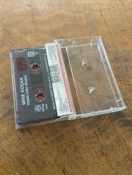 MİNE KOŞAN - YESİN ONU NİNESİ - KASET
