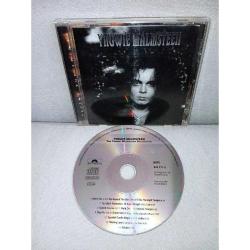 Cd yngwie malmsteen. Kartonet ve Cd FARKLIDIR. Kartonet facing the animal albümüne ait. Cd ise the yngwie malmsteen collection albümüne aittir. Bu duruma göre alım yapınız lütfen