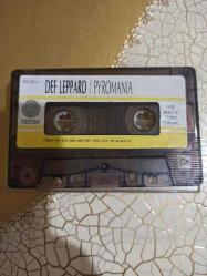 DEF LEPPARD * PYROMANIA / KASET