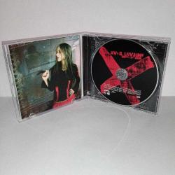 Cd Avril Lavigne under my skin albümü. Orijinal, Avrupa baskı. Disk tertemiz koleksiyonluk