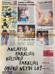 HÜRRİYET GAZETESİ DOĞUM GÜNÜ HEDİYESİ - 27 AĞUSTOS 1998 -TAM TAKIM 44 SAYFADIR -Sedat Peker-Enis Süleymanlı-Hüsnü Mübarek-Süleyman Demirel-Turgay Ciner-Oktay Ekşi-Bill Clinton-Matt Drudge-Ertuğrul Özkök-Balic-Amokachi-John Toshack-Selim Serdar-Hakan Şükür-Hagi-Vogel-Kubilay Türkyılmaz-Turgay Seren-Fatih Terim-Fringer-Candan Erçetin-Mazhar Alanson-Fuat Güner-Özkan Uğur-Yeşim Ercetin-Bora-Ayşe Yükçü-Mustafa Altıoklar-Özlem Semoğlu-Sakıp Sabancı-Metin Şentürk-Bekir Coşkun-Mustafa Kavakçı- Kefili milletvekili-35 işadamına Çakıcı ‘sünnet’i-THY’de garip şirket-Herkesin mi eli kirli?-İşte Başkan Clinton’ı yakan adam-Avrupalı aslanım-Fener’den ayrılmam-Zafere kurşun!-Amokachi’ye ikaz-Balic: SOL gösterip SAĞ vururum-Formam Alman kalbim Türk-Haydi İstanbulspor-Aslan devler liginde-Kral rekora doğru-Yılmaz’ların Cimbom sevinci-G.Saray bayramı-G.Saray Servet kazandı-Emre tribünlerde-Candan ve MFÖ’den Güneydoğu ortaklığı-Yeşim’in ABD hayali-Bora’nın yeni imajı-Pınar her an evlenebilir-675 milyarlık