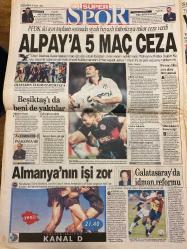 HÜRRİYET GAZETESİ DOĞUM GÜNÜ HEDİYESİ - 9 EYLÜL 1998 -TAM TAKIM 46 SAYFADIR -Süleyman Demirel-Seda Sayan-Alpay Özalan-Oktay Ekşi-Cumhur Ersümer-Ertuğrul Özkök-Gamal Ghandour-İzel-Ümit Aslan-Coşkun Sabah-Hakan Şükür-Pele-Carlos Alberto-Parreira-Zico-Servet Çetin-Hakan Balta-Ayhan Akman-Semih Kaya-Adnan Sezgin-Hasan Şaş-Emre Aşık-Roberto Carlos-Aziz Yıldırım-Sadan Kalkavan-Halim Mete-Levent Erdoğan-Göksu Alhas-Müjde Ar-Abdurrahman Dilipak-Milica Dabovic-Al Bano-Bekir Gerçek-Mike James-Orhan Pamuk-Üç Maymun (Nuri Bilge Ceylan)-Atilla Dorsay-Yaprak Dökümü-Kenan Nevzatoyan-Yalçın Bayer-Sanlı Sarıalioğlu-Adnan Sungur-Fadime Şahin-Demet Şener-Hülya Avşar-Burak Kut-Romy Schneider-Serdar Turgut  Şehitlikte skandal-Cumhurbaşkanlığını severek yapıyorum-Seda gizlice köyde evlendi-Alpay’a rekor ceza-Yılbaşında şalter iniyor-İzmir balesi-Yıldızlar geçidi-İnönü’de şölen-G.Saray çok güçlü-Alpay’a 5 maç ceza-Almanya’nın işi zor-Galatasaray’da idman reformu-Dansçı kızlara moral-Vali destek verdi-Fadime