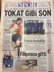 HÜRRİYET GAZETESİ DOĞUM GÜNÜ HEDİYESİ - 15 OCAK 1999 -TAM TAKIM 38 SAYFADIR -Sibel Can-Hakan Ural-Cavit Çağlar-Ertuğrul Özkök-Oktay Ekşi-Enis Yücel-Yücel Erez-Enver Yücel-Joachim Löw-Mustafa Doğan-Toshack-Suker-Hakan Şükür-Sermet Şükür-Fatih Terim-Filipe Filipescu-Ercan Ekdal-Metin Sertoğlu-Hasan Vlahmir-Adnan Sungur-Gökmen Öz-Semih Şentürk-Serhat Gazioğlu-Murat Çobanoğlu-Ozan Doğulu-Pelinsu Bektaş  3’üncü bahar karakış oldu-Sibel’i terk eden Hakan baba evinde-Yunan adasında-Kar geliyor-Çağlar’a Interbank haczi 51 trilyon-Alt alta iki haber-TÜSİAD’ı 2000’lere Yücaoğlu taşıyacak-Hooijdonk’a kanca-F.Bahçe’den daha iyisi yok-Galli’nin sakatlık korkusu-Tokat gibi son-Futbolu bırakabilir-Filipescu gitti-Milne’nin Top 9’u-Erkek güzeli yalancı çıktı-Dayak değil estetik-Pelinsu’dan tek kişilik şov-Ozan Doğulu’ya muhteşem kutlama  Karikatür ismi: Karalama defteri Çizer: Güz Aral