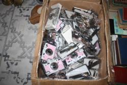 1 ADET   İPHONE TELEFON KILIFI SIFIR VINTAGE DETAYLAR ACIKLAMADA   (ALTTAKİ DEPO)