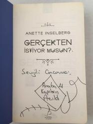 Gerçekten İstiyor Musun? Her Güne Bir Ritüel (İmzalı - İthaflı)