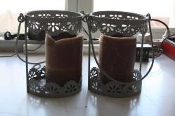 2 ADET METAL MUMLUK DETAYLAR RESIMLERDE VAR MUMLARI ILE BERABER (ANTIK KOLİ 27