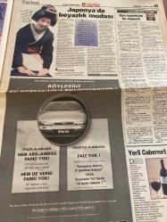 HÜRRİYET GAZETESİ DOĞUM GÜNÜ HEDİYESİ - 14 OCAK 1999 -TAM TAKIM 36 SAYFADIR -Yener Kaya-Malki-Ertuğrul Özkök-Oktay Ekşi-Mehmet Demir-Eyüp Kocakurt-Esat Yılmaer-Uğur Meleke-Selahattin Gökhan-Toyfun Bayındır-Cemal Demirkırız-Hakan Şükür-Popescu-Fatih Terim-Burak-Metin Oktay-Tanju Çolak-Yükselen Yıldız-Halil Özkan-Mahmut Karakaya-Kurthan Fişek-Güz Aral-Hülya-Meriç-Ecevit-Seda  Aşk cinayeti çıktı-Ve Yener Kaya olayı da aydınlanıyor-Ekonomik suçlar için ECĞ kuruluyor-Amatör borsacının gurur intiharı-Bu gece mübarek Kadir Gecesi-Bankacılara ömür boyu memur-DNA testinden kaçtı babalığı onaylandı-Türkiye’nin en yüksek gökdeleni-Şekere ‘aşker’ yolu göründü-Sıkışan atışlar-Yaşlı kadın batan gemide mucizeye koştu-Bu Fener süper-Efes eskisi gibi-Kartal’dan şov-Emlakbank fırtına gibi-Budapest CSM:3 Galatasaray:2-Galatasaray tüm kupaları toplar-Kral’ın imza günü-Rüyam gerçek oldu-Yasak aşk kurbanı-Her şey kül olmuştu-Arkadaş eşiyle ilişki henüz bir yıllıktı-Otomobildeki cesedin Kaya olduğu kesinleşt
