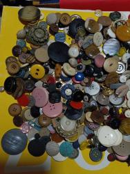 P88-------ESKİ DEĞİŞİK TİPLERDE DÜĞMELER