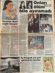 HÜRRİYET GAZETESİ DOĞUM GÜNÜ HEDİYESİ - 1 NİSAN 1999 -TAM TAKIM 30 SAYFADIR -Bill Clinton-Milosevic-Henri Hadioglu-Oktay Ekşi-Ertuğrul Özkök-Mithat Dukadinac-Celal Demirbilek-Ruşen Güven-İlhan Söyler-Alper Mert-Feldkamp-Alpay-Kerem Alışık-Hülya Avşar-Melahat Sönmez-Leyla Sönmez-Neil Armstrong-Mesude Ersan-Mustafa Kara  Rus muhripleri iniyor-Akdeniz ısınıyor-Tüm Kosova’yı kaybedersiniz-Kanlı plan-Sırp MiG’lerinin yarısı yok edildi-Ezelî dert tanıtılmıyoruz-PKK Sırp’ın safında yer aldı-Terslik mi var-Hayatım kurtuldu-Florya’da bomba paniği-Kalenin çaresi bizde-Ya yeneriz ya gideriz-Gurbetçiler fark yedi-Balic Beşiktaş maçında sahada-Feldkamp çarketti-Alpay: Fener’in hiç şansı yok-Evlilik sinyalleri-Her an kavga çıkabilir-2 milyona tırmanıyor-Onları ölüm bile ayıramadı-Şarlatan diyet sağlık bozuyor-Ay fotoğrafı için yeni sahtekârlık kanıtları  Karikatür: Güz Aral’ın karalama defteri-Melahat Sönmez-Leyla Sönmez-Fikret Hakan-Neil Armstrong-Mesude Ersan-Mustafa Kara-Savaş Ördu  Şarlatan diye