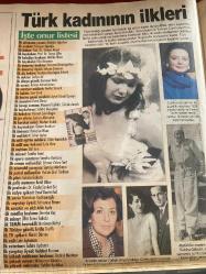 HÜRRİYET GAZETESİ DOĞUM GÜNÜ HEDİYESİ - 10 EKİM 1998 -TAM TAKIM 48 SAYFADIR -Cem Bakioğlu-Hafız Esad-Muharrem Sarıkaya-Harouti Demirtaş-Oktay Ekşi-Ertuğrul Özkök-Serpil Yeşilyurt-Mustafa Doğan-Berkant-Emre-Ribbeck-Tanju Yavuz-Gürcan Bilgiç-Yavuz Gökmen-Oktay-Kürşat-Şeref Görkey-Melahat Gürkan-Süreyya Ağaoğlu-Türkan Akyol-Filiz Dinçmen-Füruzan İkinciogulları-Ferdane Bozdoğan Erberk-Keriman Halis-Rukiye Ruşen Kararı-Feriha Sanerk-Suat Berk-Asaf Gönül Öymen-Sami Demir-Misgaret Çallıoğlu-Güzide Amark-Berlan Zeki Üngör-Mevlüt Kulak-Semra Dinçer-Güler Karakülah-Lale Orta-Gül Esin-Semih Berksoy-Samiye Morkaya-Halide Ural Türkönen-Sabiha Gökçen-Betül Diker-Fazlı Sevket Giz-Emel Gazimihal-Tüzünkan Koşariglu-Feriha Tevfik-Adile Ayda-Dervişe Koç-Ülkü Sema Toksöz-Neriman Nefçi-Firdevis Menteşe-Münevver Göze-Sabiha Ecebilge-Orhan Yılmazkaya  Suriye’de panik-Üzerlerine gitmeyin Apo’yu gönderecekler-Türkiye için kriz riski yok-Canavar seri katil-Ümitler bir harika-Ribbeck’in taktiği sır-Haydi tarih y