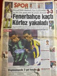 AKŞAM GAZETESİ DOĞUM GÜNÜ HEDİYESİ - 9 EYLÜL 2001 -TAM TAKIM 24 SAYFADIR -12 DEV ADAM ŞAMPİYONLUK YOLUNDA-12 Dev Adam-Bülent Ecevit-Devlet Bahçeli-Mesut Yılmaz-Semra Sezer-Dan Peterson-Aydın Örs-Demiz Çolakoğlu-Hidayet Türkoğlu-Leyla Kıral-Hüseyin Çağlar-Ümit Karan-Sergen-Nuri-Serkan-Yılmaz Vural-Süleyman Seba-Rıdvan Dilmen-Alex-Kemalettin-Revivo-Mert Meriç-Ayew-Serdar-Rivaldo-Karaman-Mustafa Denizli  Size kupa yakışır-Asıl bayram bu gece-Ecevit dedikodusu-YÖK’ten ikinci üniversite şansı-Arandığı gece kışlada kalmış-Üç kişiye 161’er milyar-Okul zili acı çalıyor-Bu kafa deli eder-Konuk terörü Muhtar’ı kızdırdı-12 Dev Adam Baş yaptı-Dünya Şampiyonu yapacağız-Hidayet beni unutma-Abdi İpekçi’de bayram-Takım olabiliyoruz-Bu can size feda-Sıra geldi şampiyonluğa-Aslan’ın golcüsü döndü-Lucescu: Kafalar Lazio maçındaydı-Gökdeniz kavgası-Fenerbahçe kaçtı Körfez yakaladı-Rota Almanya-Revivo muhteşem bir gol attı-Deplasmanda 3 gol başarısı
