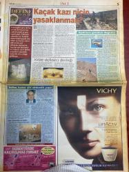 AKŞAM GAZETESİ DOĞUM GÜNÜ HEDİYESİ - 9 EYLÜL 2001 -TAM TAKIM 24 SAYFADIR -12 DEV ADAM ŞAMPİYONLUK YOLUNDA-12 Dev Adam-Bülent Ecevit-Devlet Bahçeli-Mesut Yılmaz-Semra Sezer-Dan Peterson-Aydın Örs-Demiz Çolakoğlu-Hidayet Türkoğlu-Leyla Kıral-Hüseyin Çağlar-Ümit Karan-Sergen-Nuri-Serkan-Yılmaz Vural-Süleyman Seba-Rıdvan Dilmen-Alex-Kemalettin-Revivo-Mert Meriç-Ayew-Serdar-Rivaldo-Karaman-Mustafa Denizli  Size kupa yakışır-Asıl bayram bu gece-Ecevit dedikodusu-YÖK’ten ikinci üniversite şansı-Arandığı gece kışlada kalmış-Üç kişiye 161’er milyar-Okul zili acı çalıyor-Bu kafa deli eder-Konuk terörü Muhtar’ı kızdırdı-12 Dev Adam Baş yaptı-Dünya Şampiyonu yapacağız-Hidayet beni unutma-Abdi İpekçi’de bayram-Takım olabiliyoruz-Bu can size feda-Sıra geldi şampiyonluğa-Aslan’ın golcüsü döndü-Lucescu: Kafalar Lazio maçındaydı-Gökdeniz kavgası-Fenerbahçe kaçtı Körfez yakaladı-Rota Almanya-Revivo muhteşem bir gol attı-Deplasmanda 3 gol başarısı