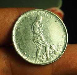 1977 TÜRKİYE 2½ LİRA