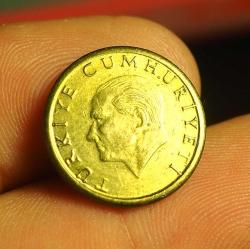 2001 TÜRKİYE 25.000 LİRA