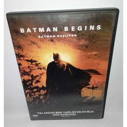 Dvd Batman Begins Batman Başlıyor, Türkçe Dublaj. Orijinal. Çalışmasını etkilemeyen çizikler var. Sorunsuz çalışıyor.
