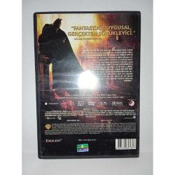 Dvd Batman Begins Batman Başlıyor, Türkçe Dublaj. Orijinal. Çalışmasını etkilemeyen çizikler var. Sorunsuz çalışıyor.